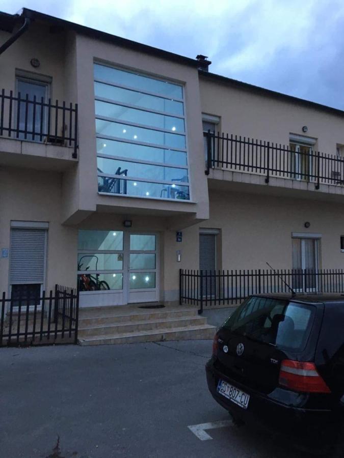 Maris Apartman Gospić Kültér fotó